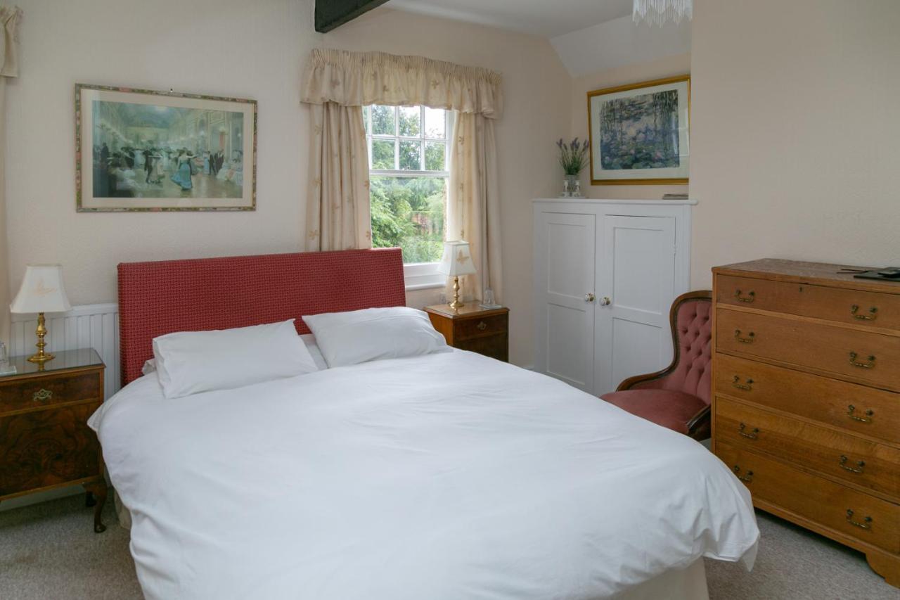 Bed and Breakfast The Garden House Grittleton Esterno foto