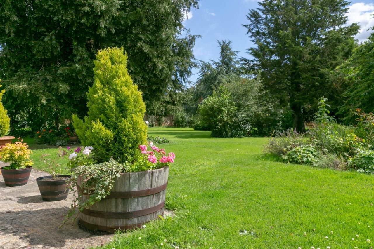 Bed and Breakfast The Garden House Grittleton Esterno foto
